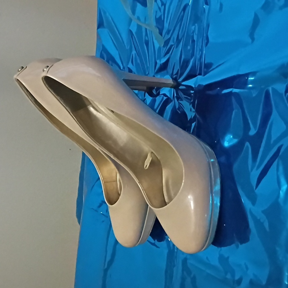 Elegant Cream Women's Heels